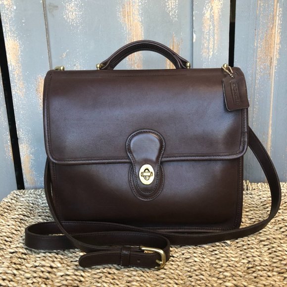Coach Handbags - Coach Vintage Willis Crossbody Bag